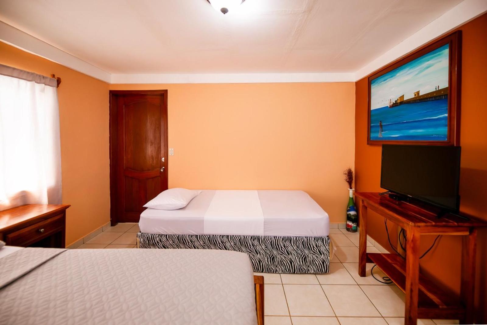 Hotel Bahia Тела Экстерьер фото