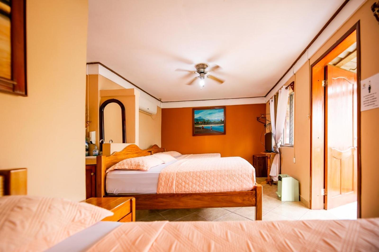 Hotel Bahia Тела Экстерьер фото