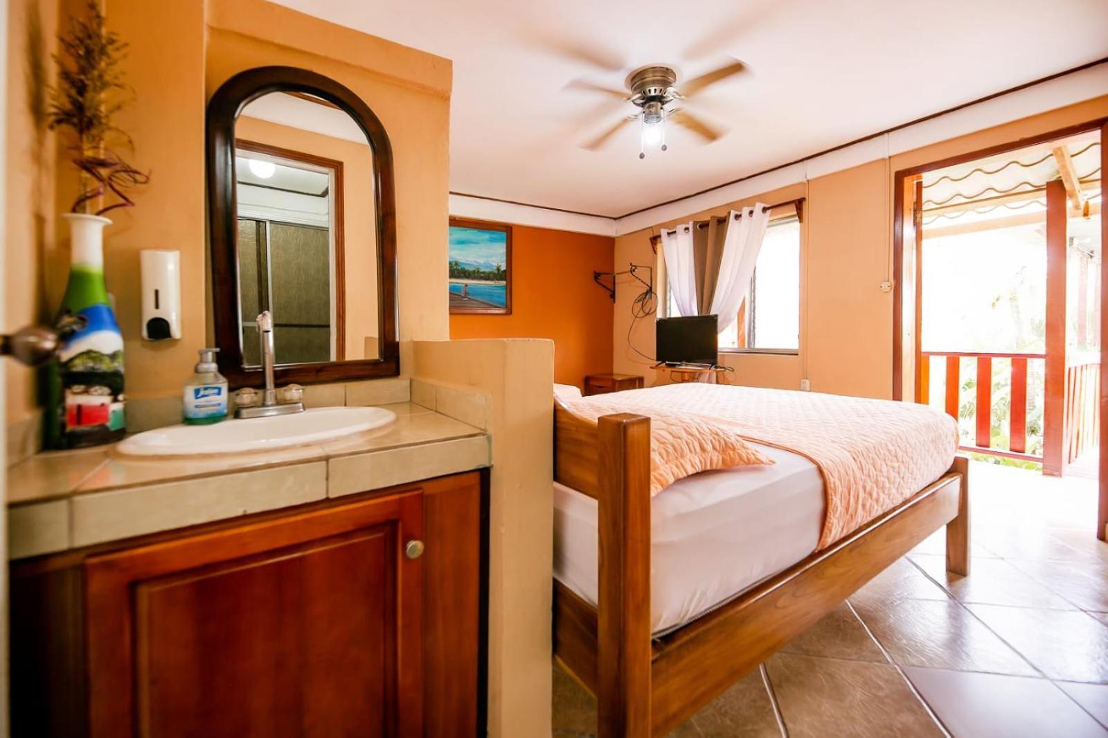 Hotel Bahia Тела Экстерьер фото