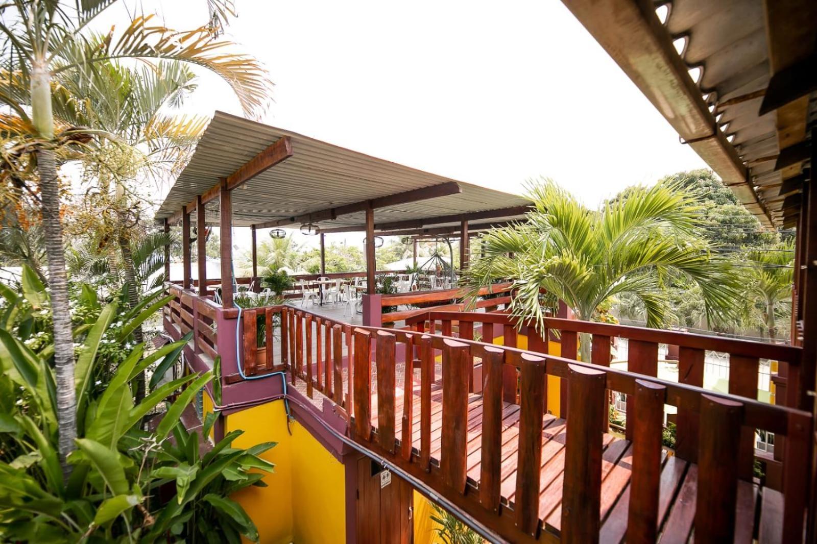 Hotel Bahia Тела Экстерьер фото